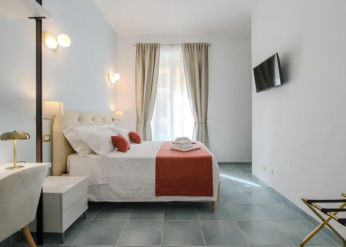 Magnoliahome At The Vatican 4*